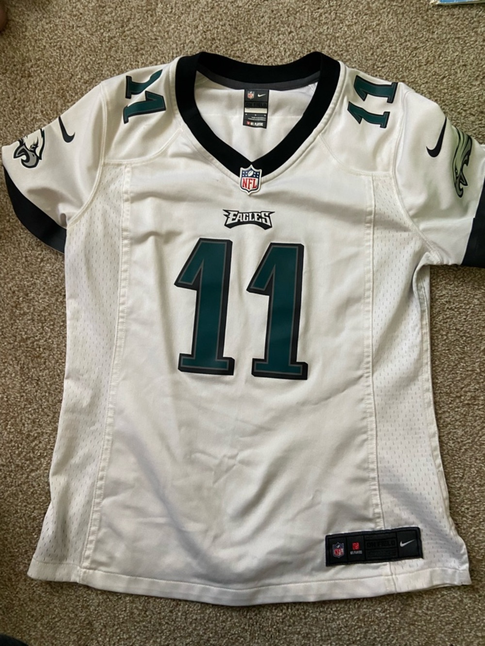 Nike White and Midnight Green Philadelphia Eagles #11 Carson Wentz Jersey